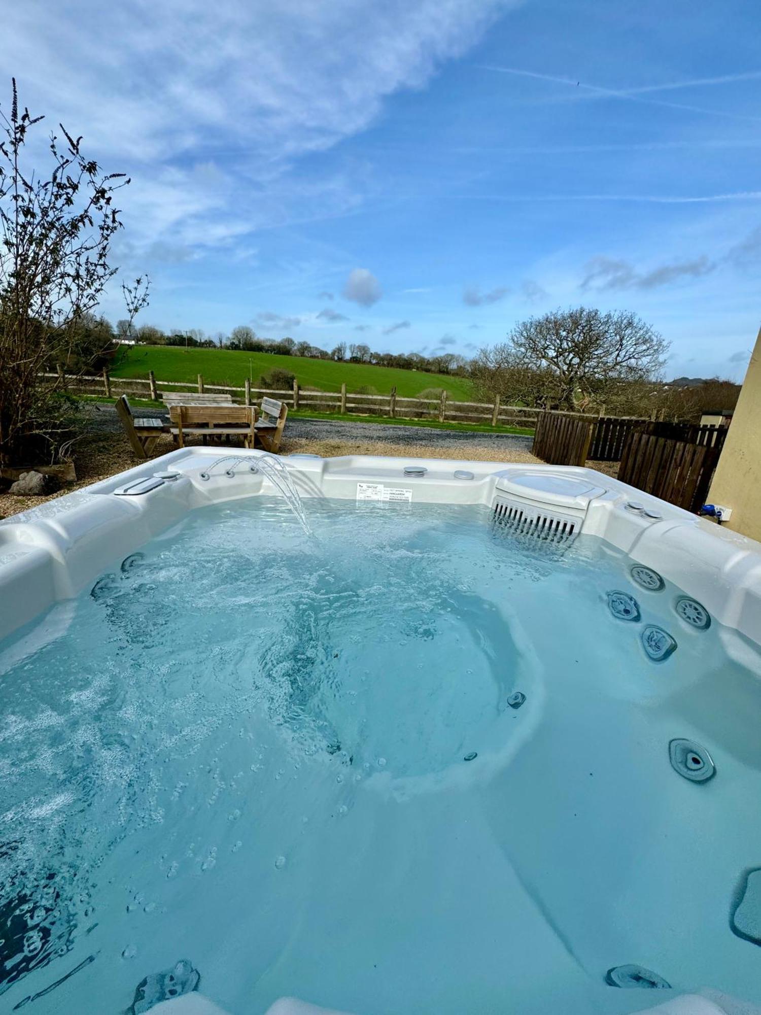 Meadowsweet Cottage Jacuzzi Edition Σόντερσφουτ Εξωτερικό φωτογραφία